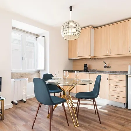 Rossio Sunny View Apartment *